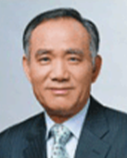 제5대 총장 윤경로